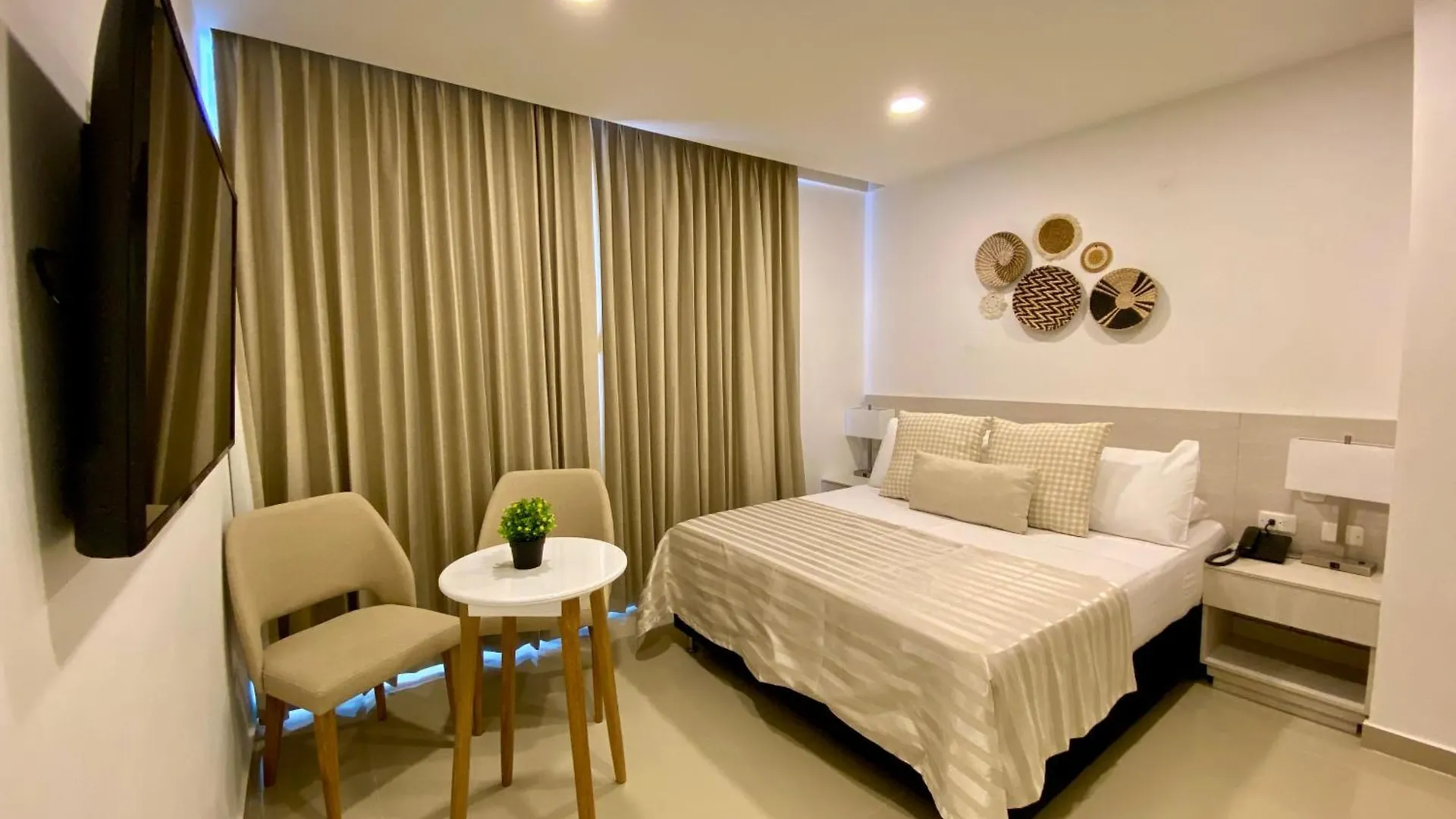 Hotel Dorado Plaza Bocagrande Cartagena 3*,