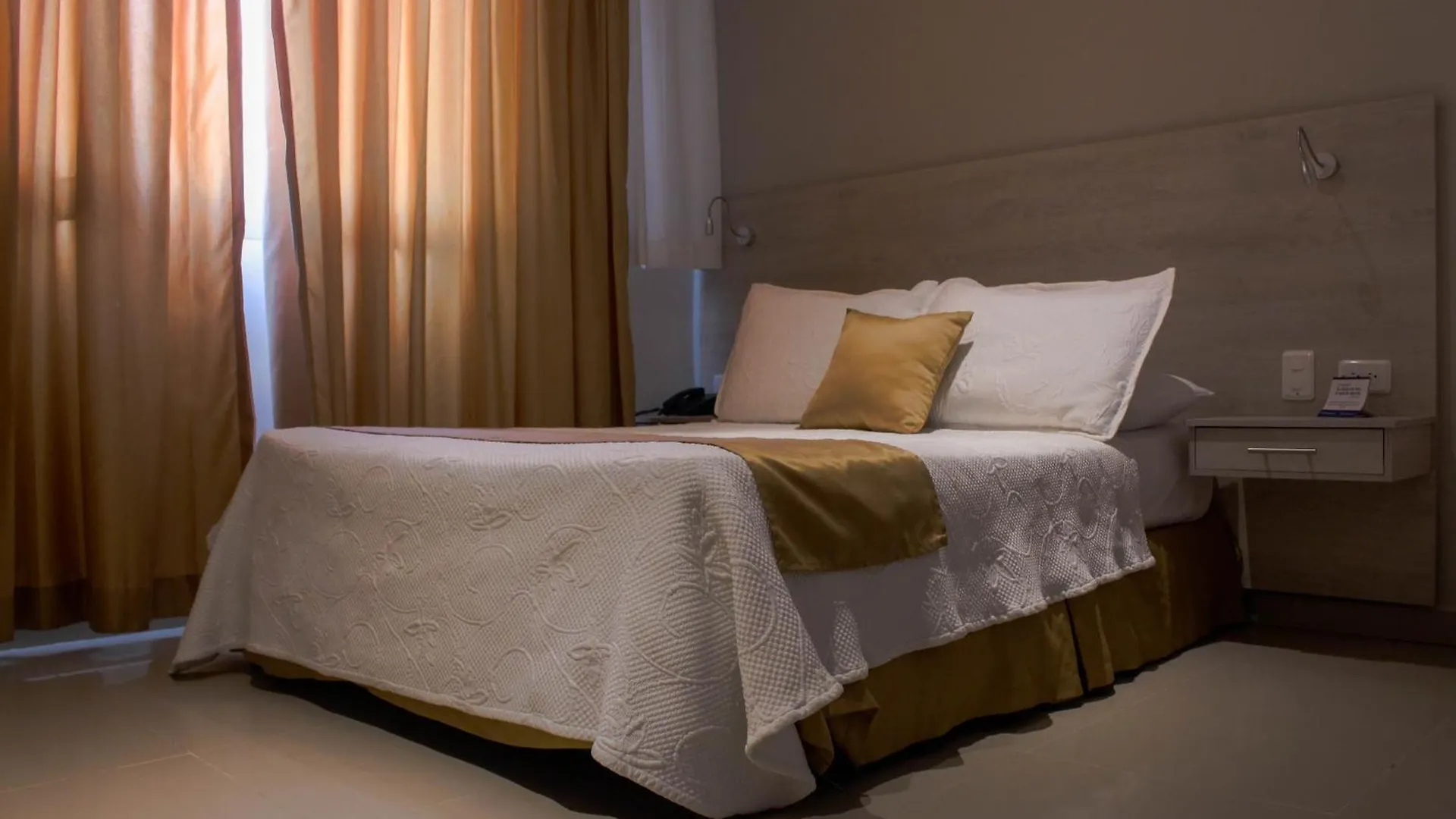 Hotel Dorado Plaza Bocagrande Cartagena 3*,  Colombia